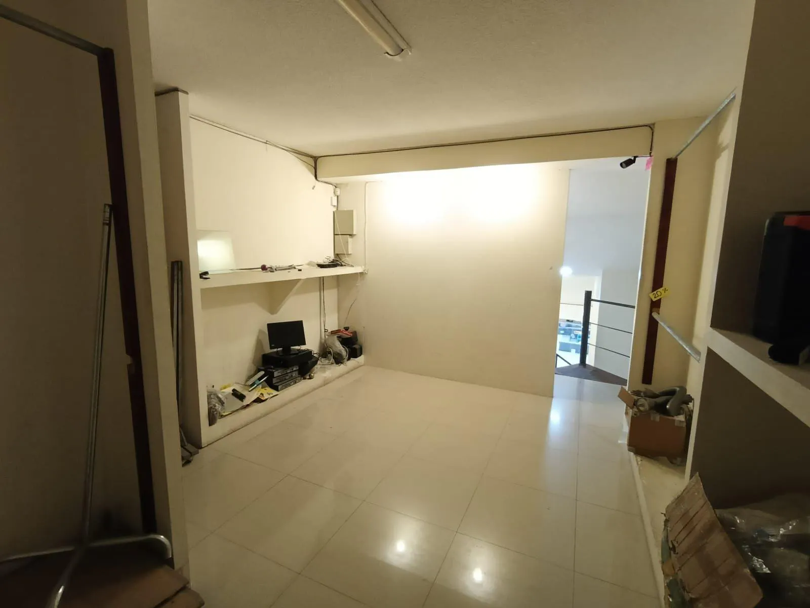 Local Comercial Spot2