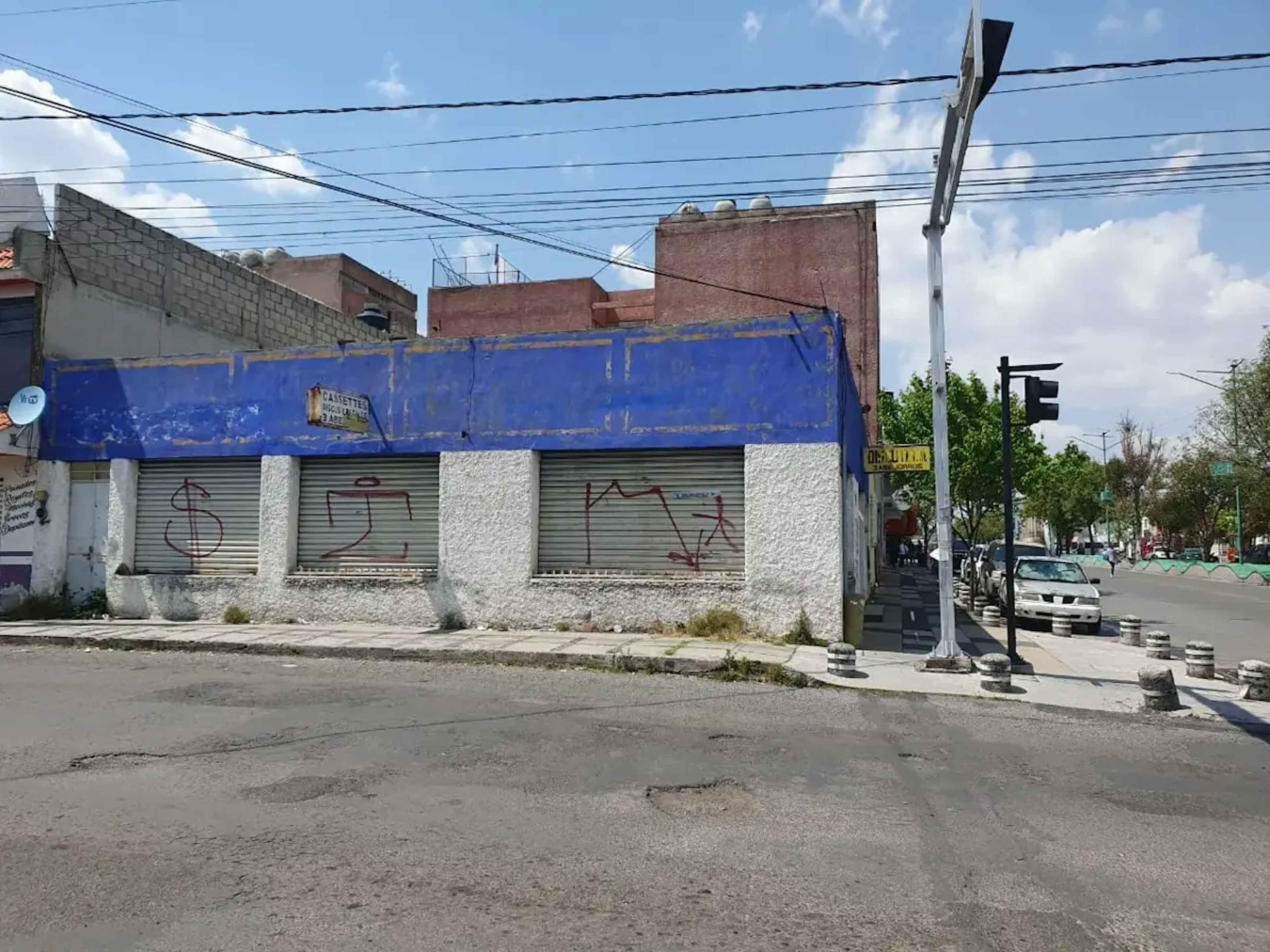 16 De Septiembre 815