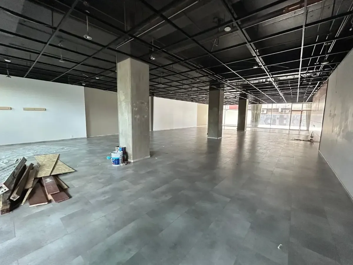 Local Comercial Spot2