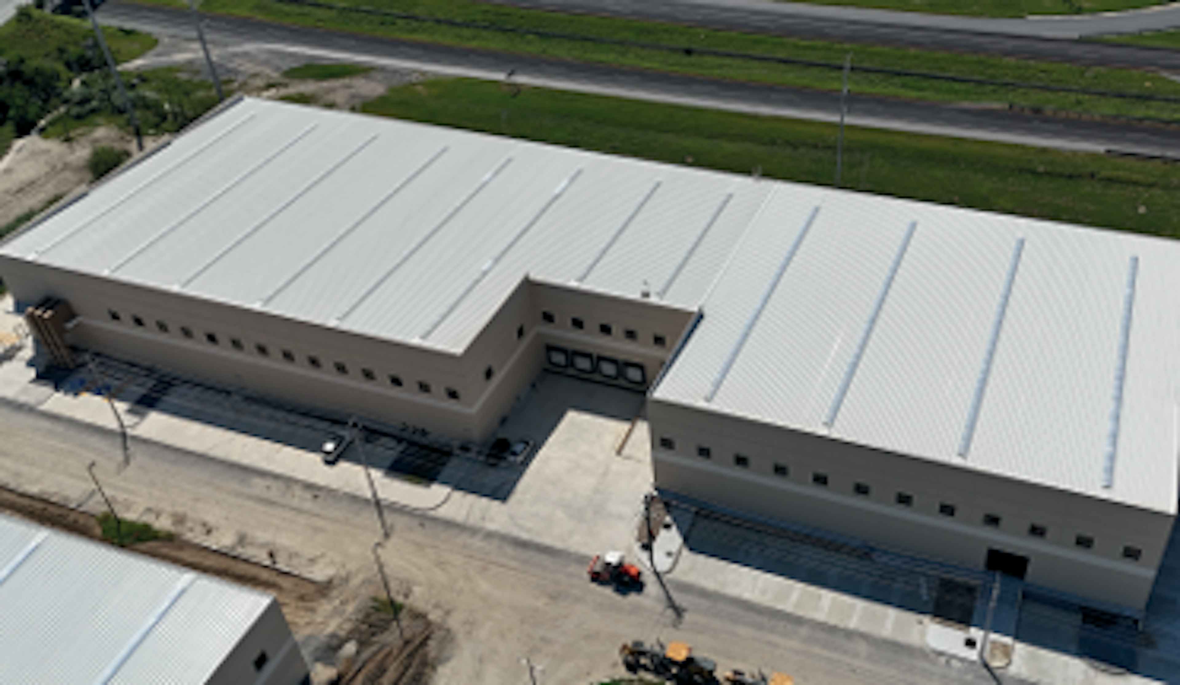 Nave M + Ampliación