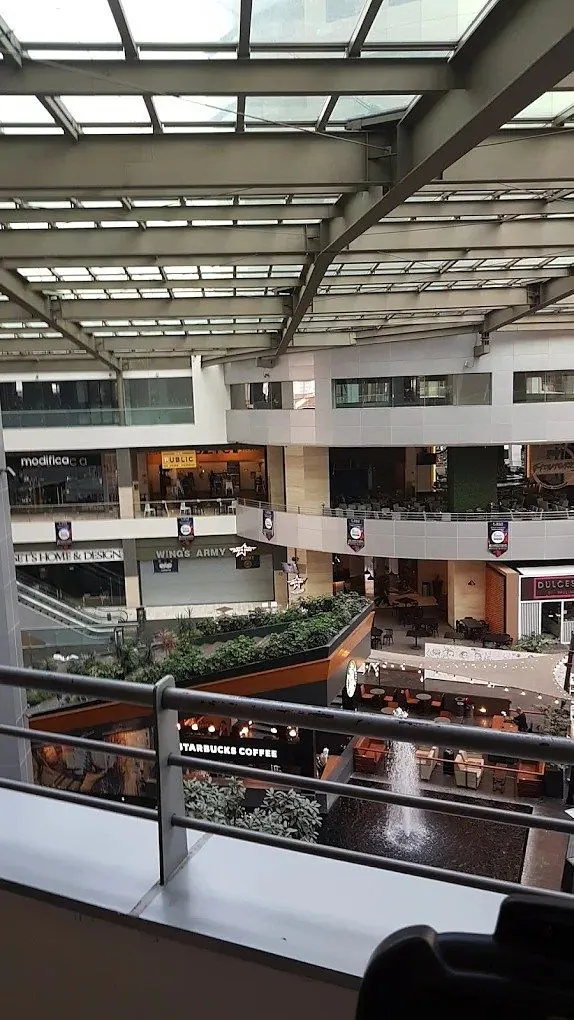Local Comercial Spot2
