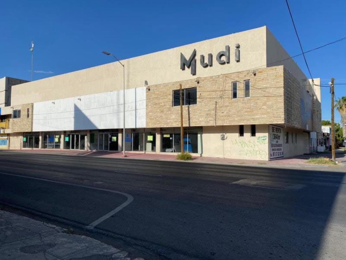 Local Comercial Spot2