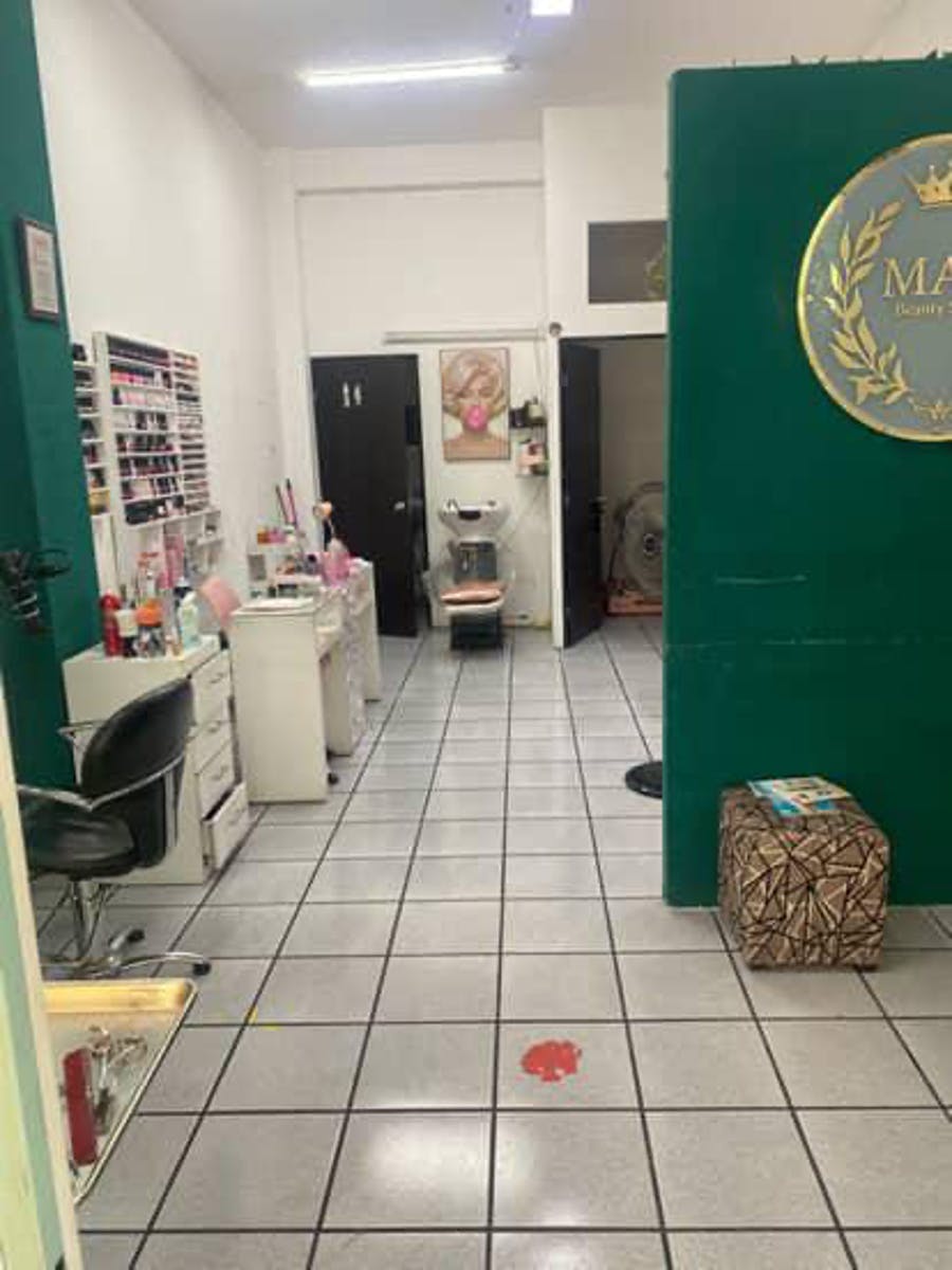 Local Comercial Spot2