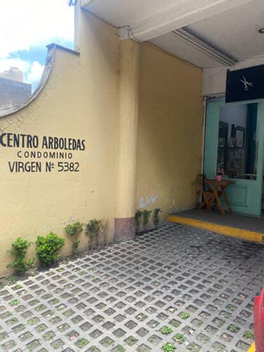 Local Comercial Spot2