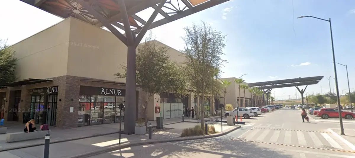 Local Comercial Spot2