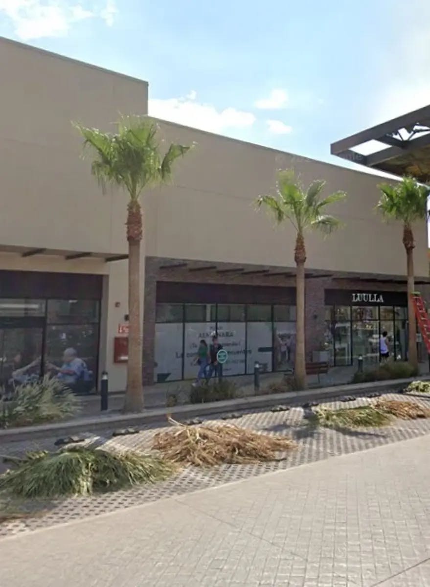 Local Comercial Spot2