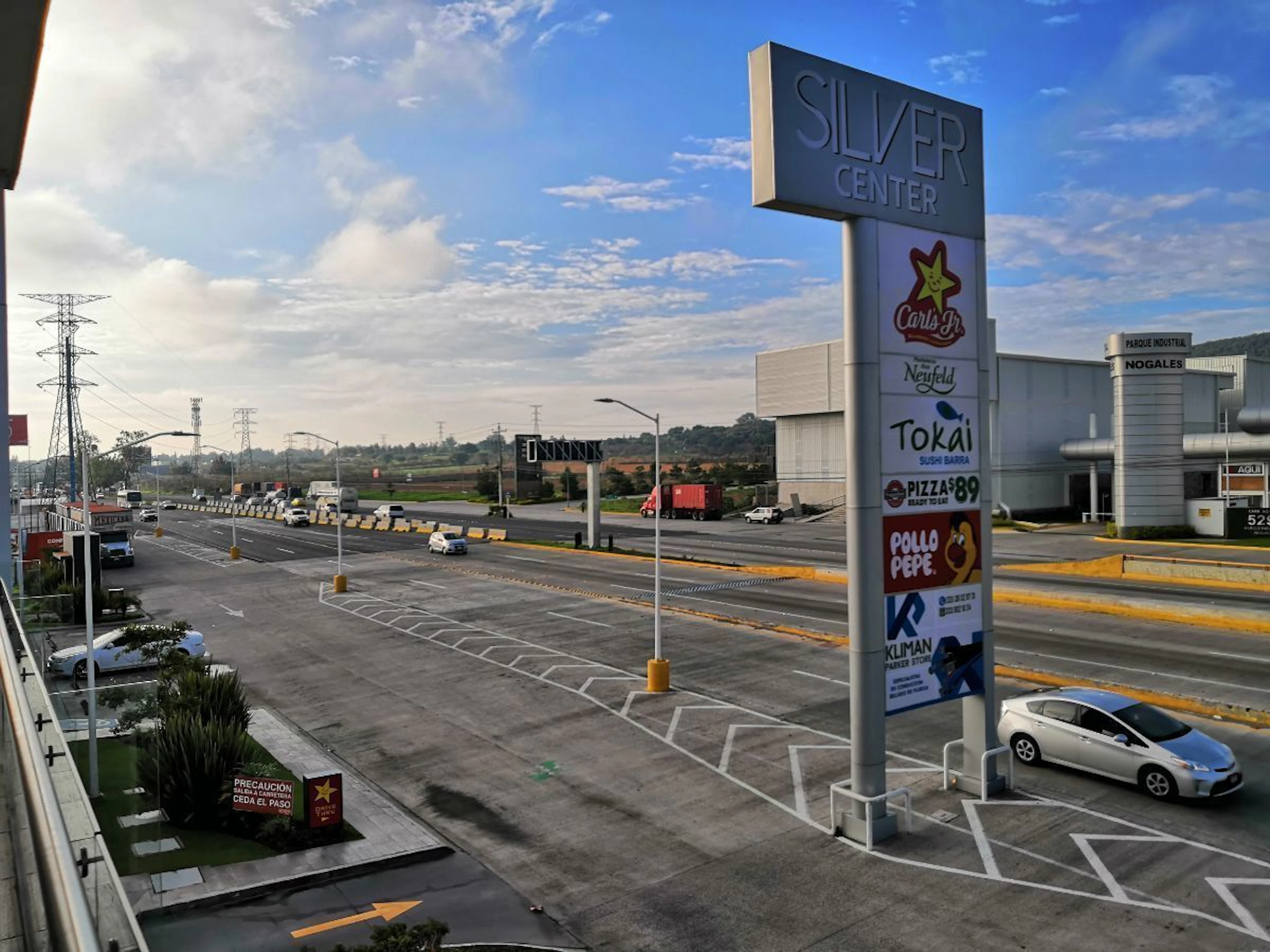 Local Comercial Spot2