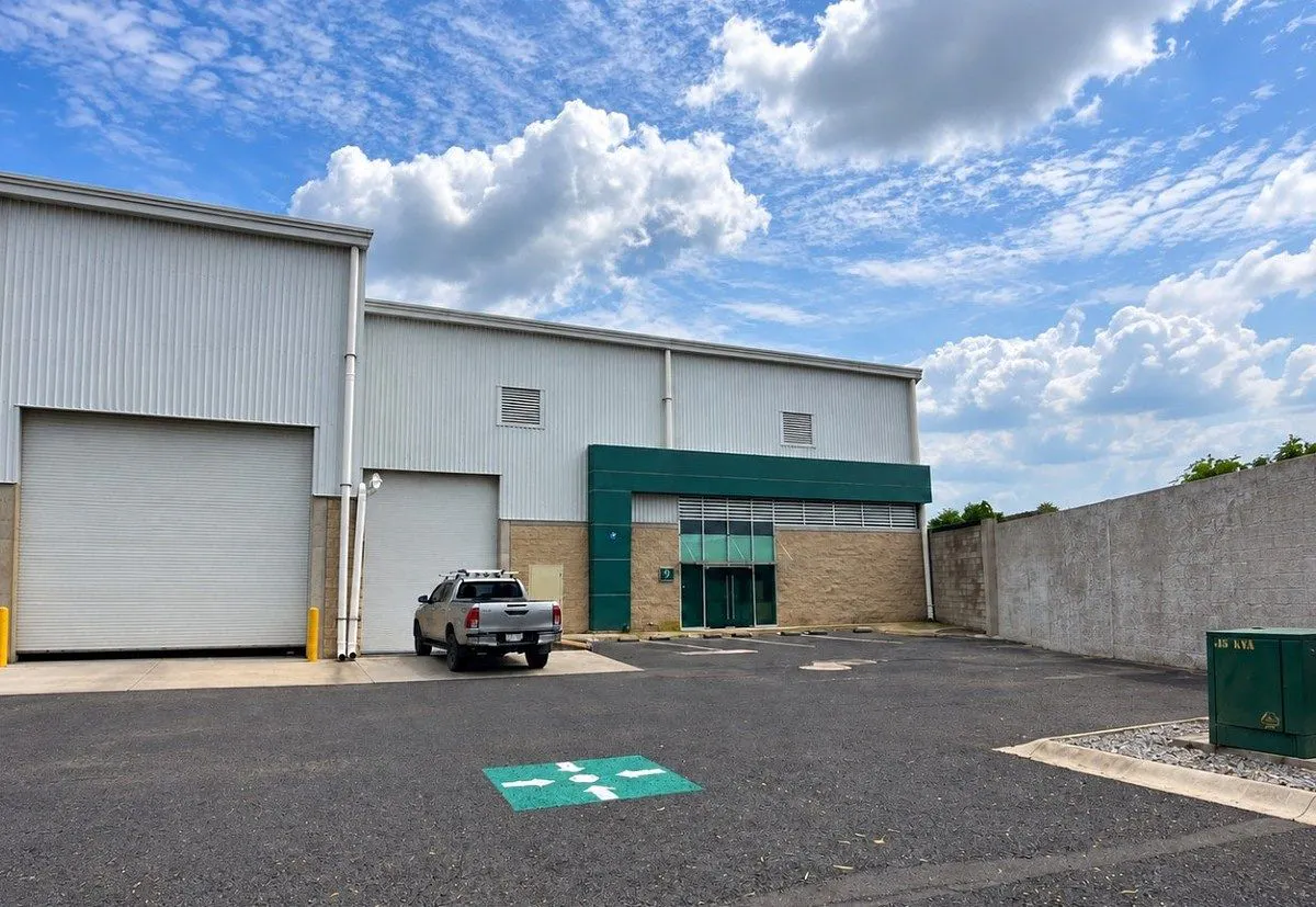Industrial Spot2