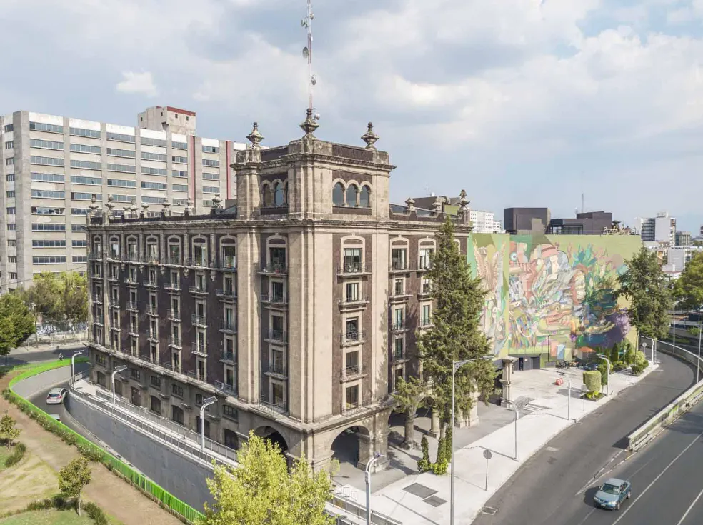 Local Comercial Spot2