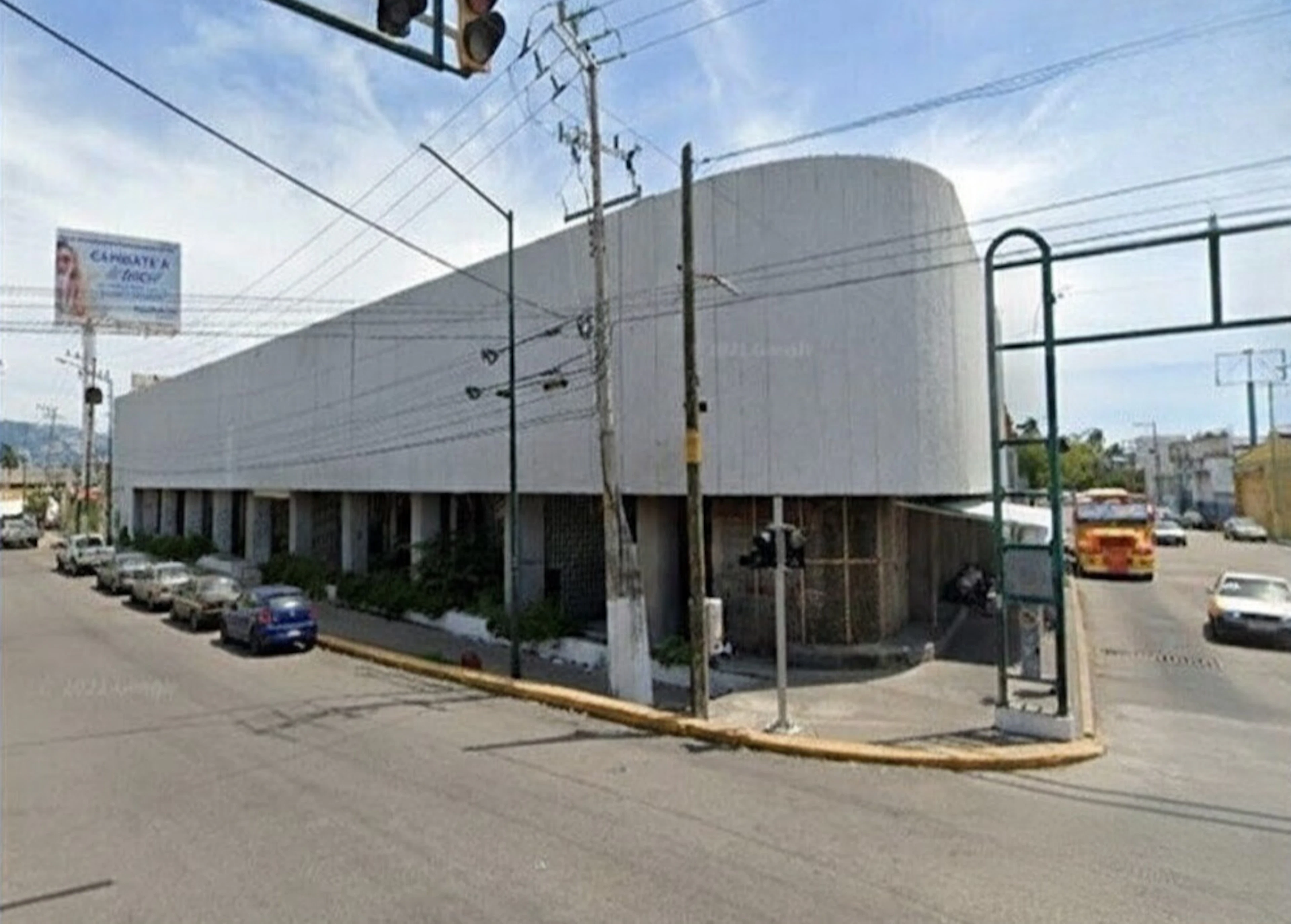 Local Comercial Spot2