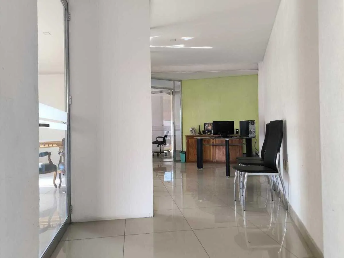 Local Comercial Spot2