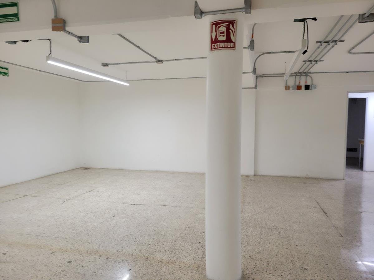 Local Comercial Spot2