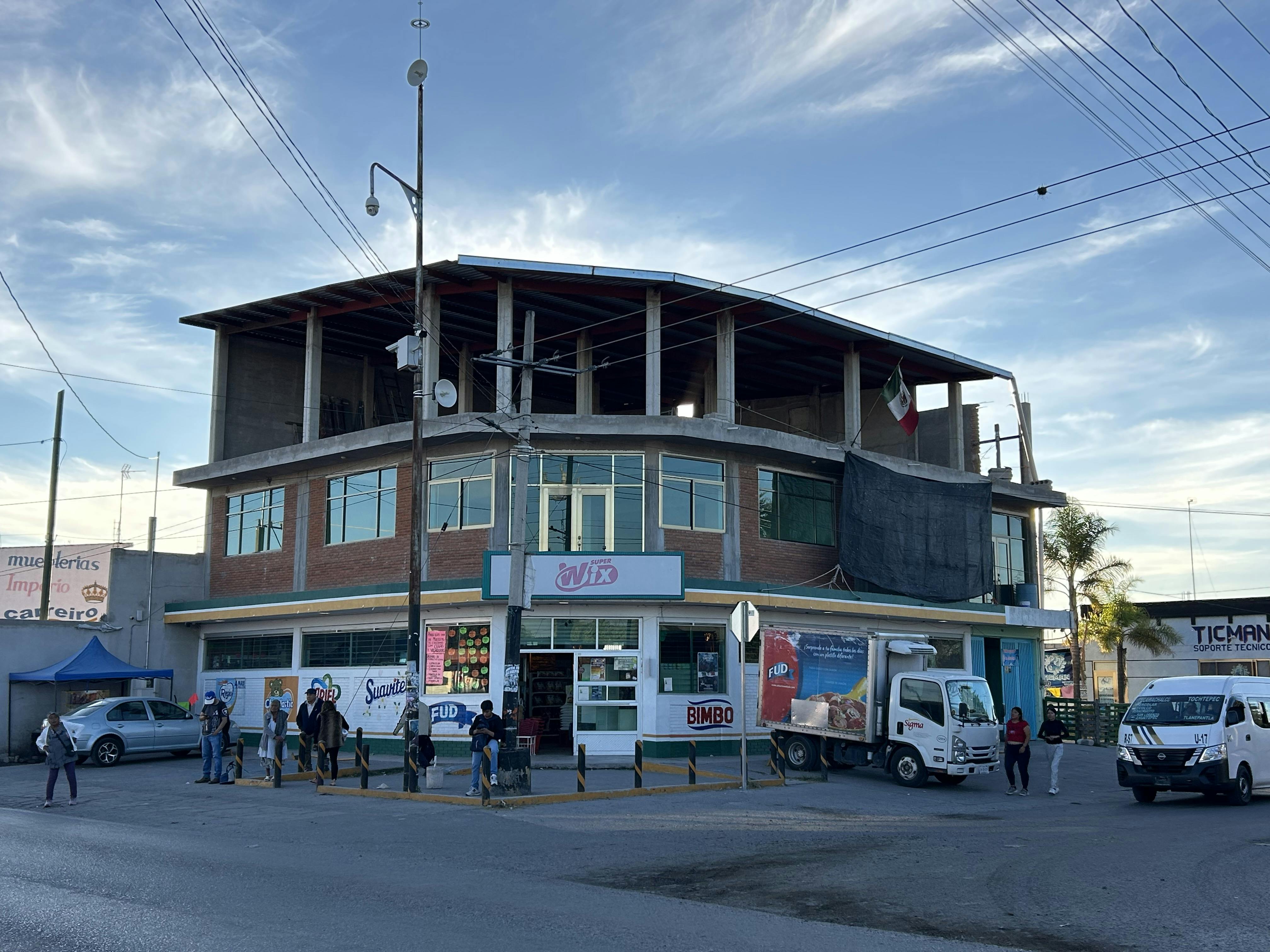 Local Comercial Spot2