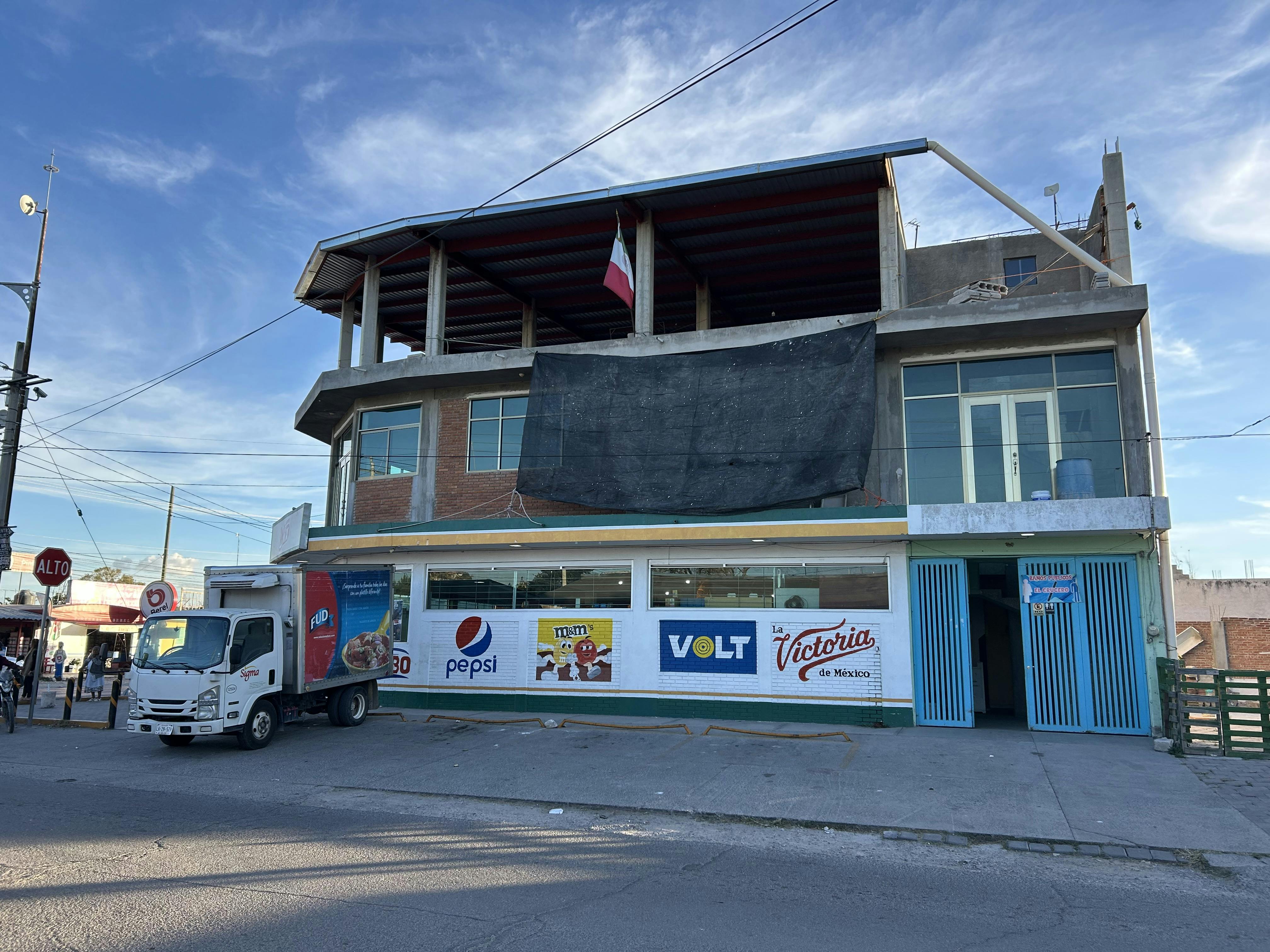 Local Comercial Spot2