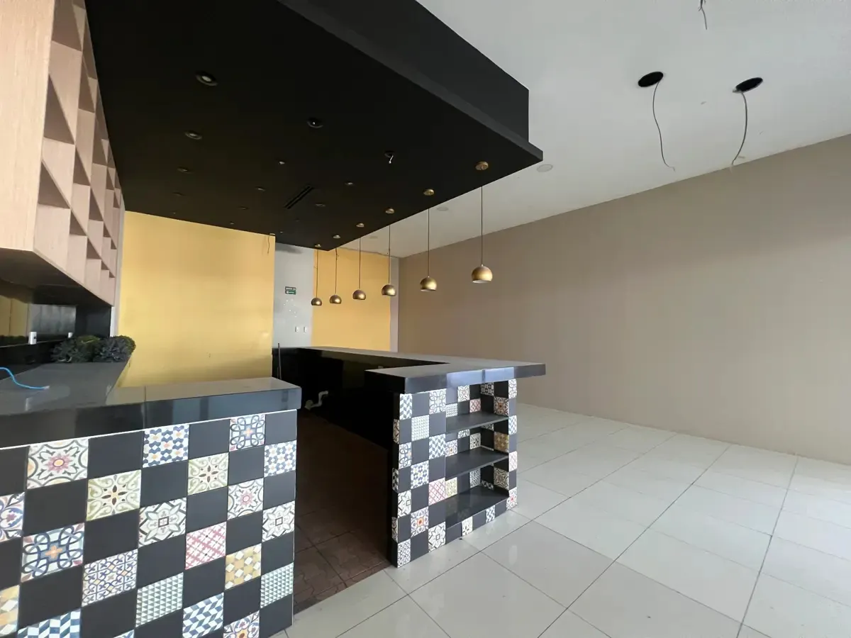 Local Comercial Spot2