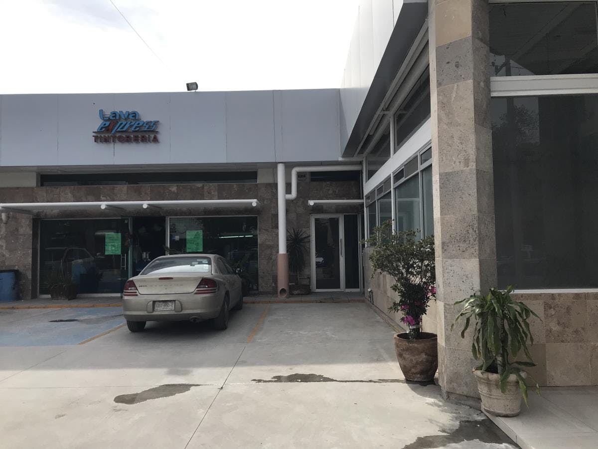 Local Comercial Spot2