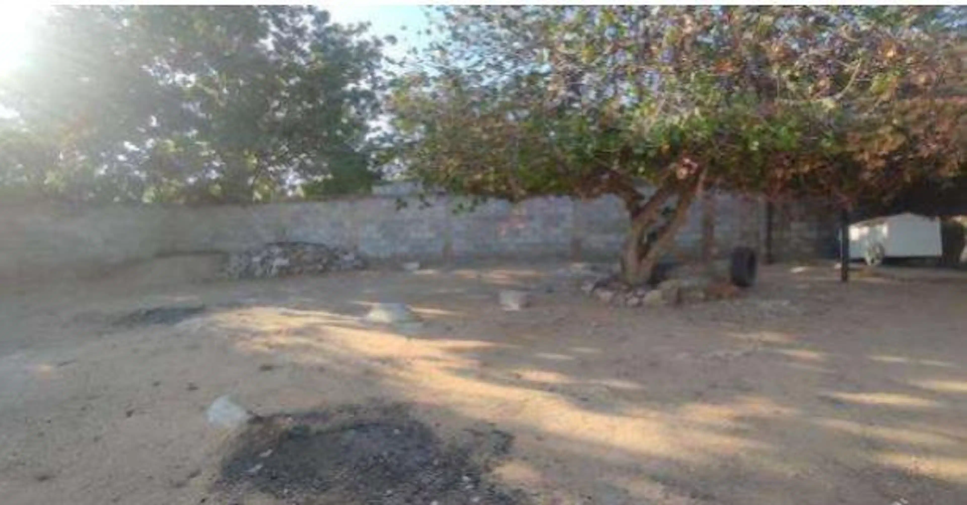 Terreno con construcción en venta en colonia La Ponderosa