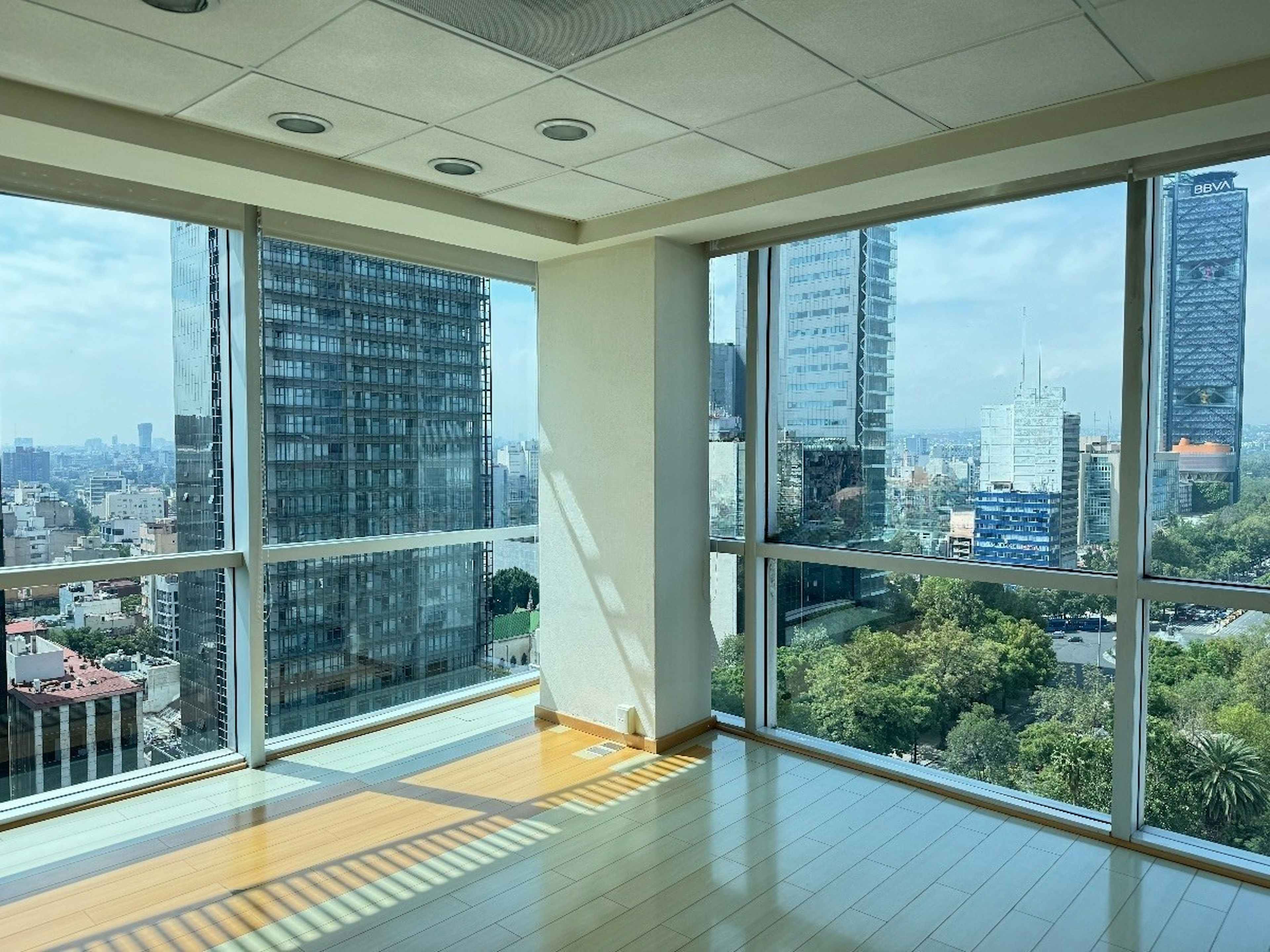 Avenida Paseo De La Reforma 359