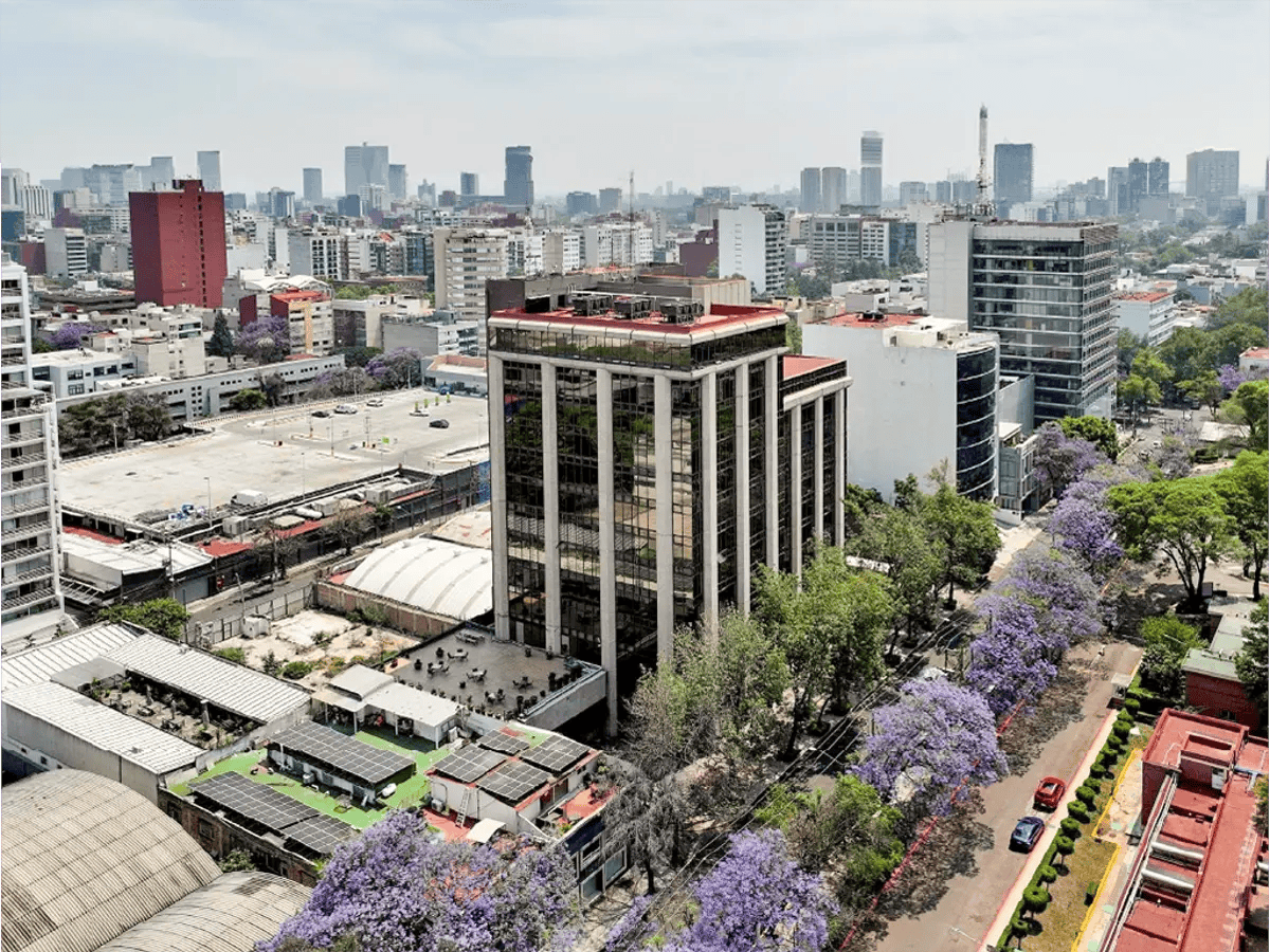 Local Comercial Spot2