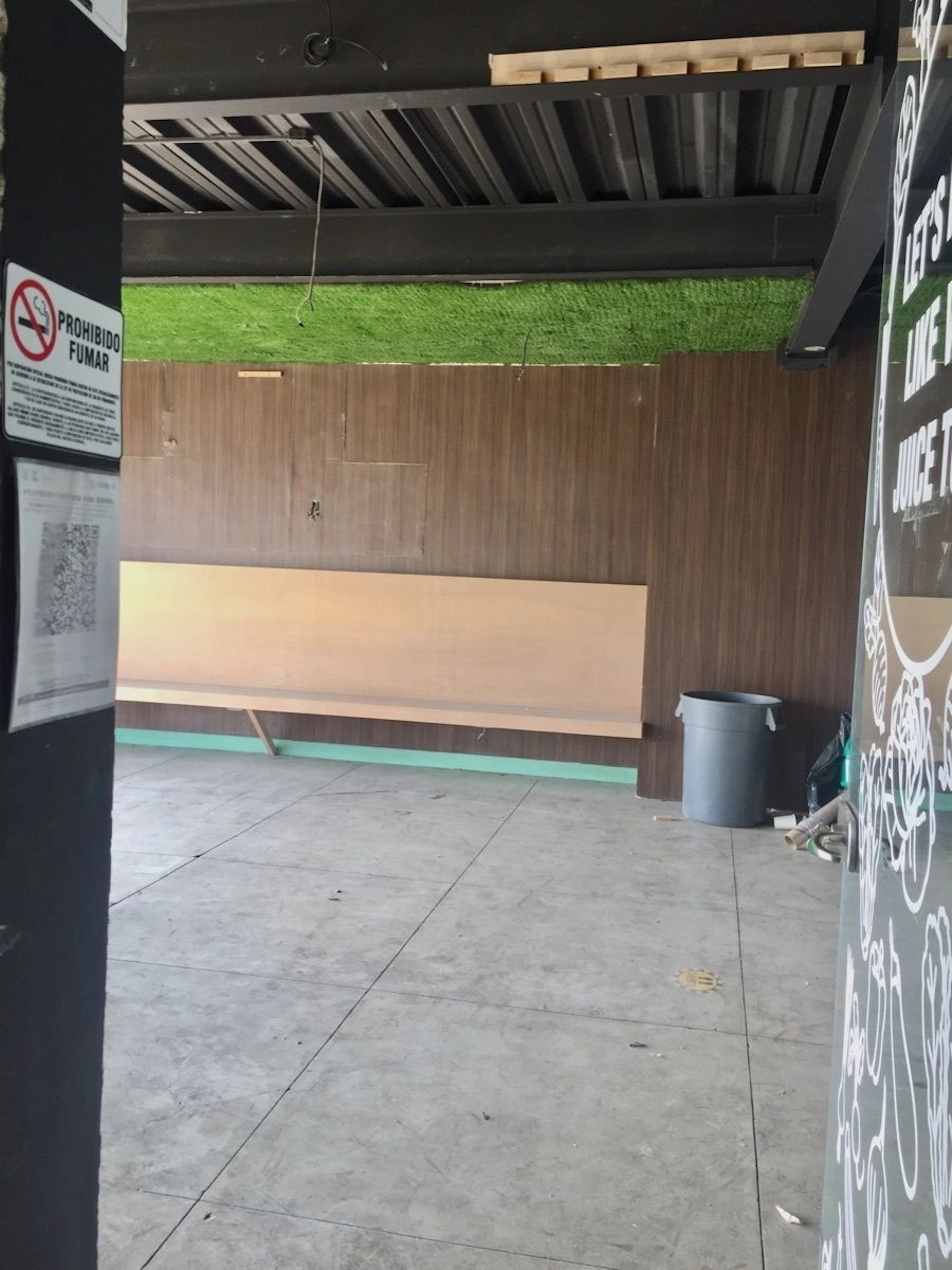 Local Comercial Spot2