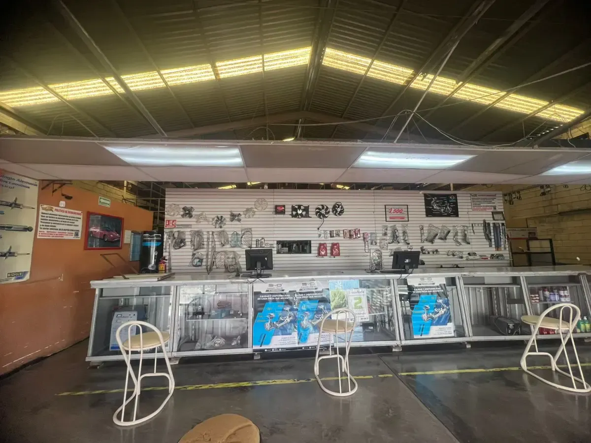 Local Comercial Spot2