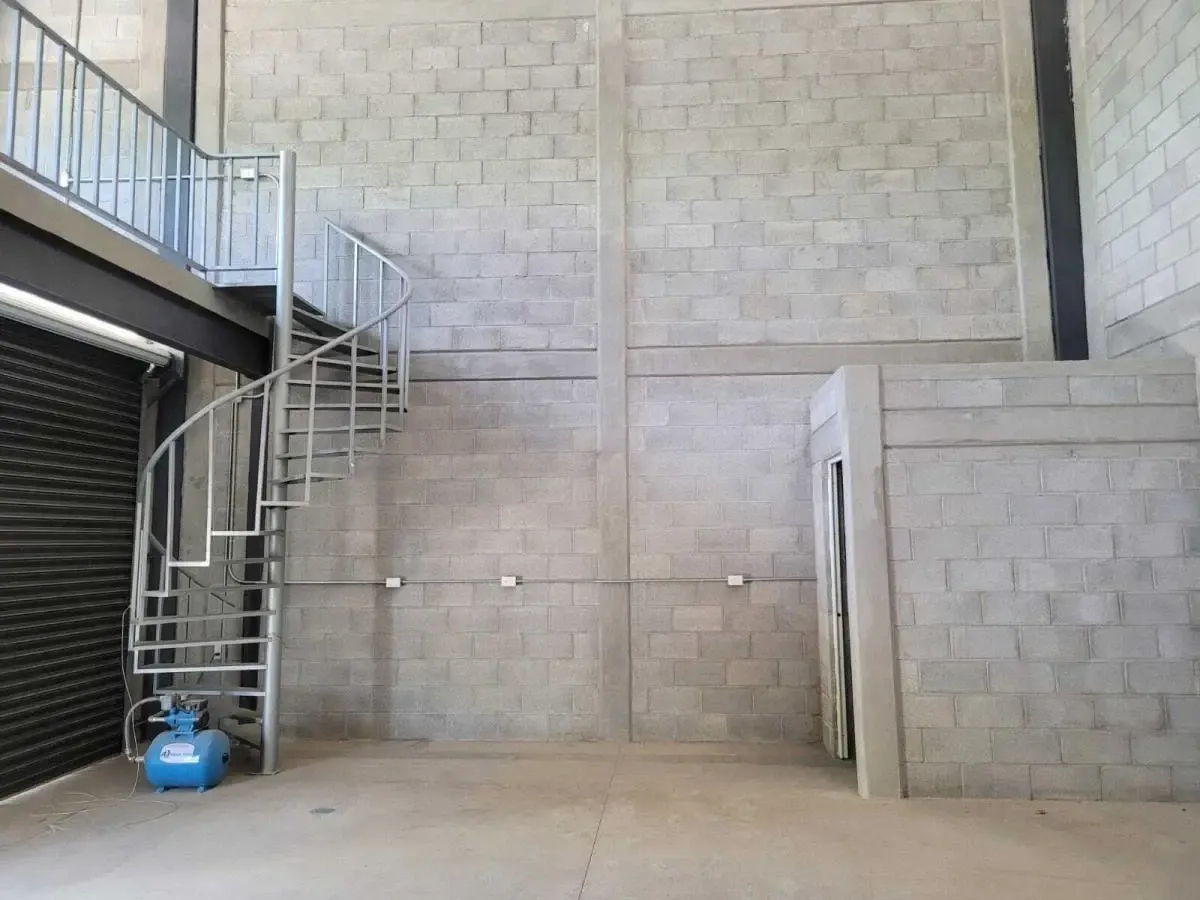 Industrial Spot2