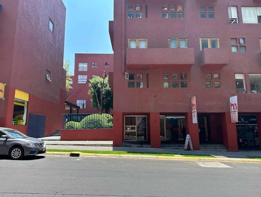 Local Comercial Spot2