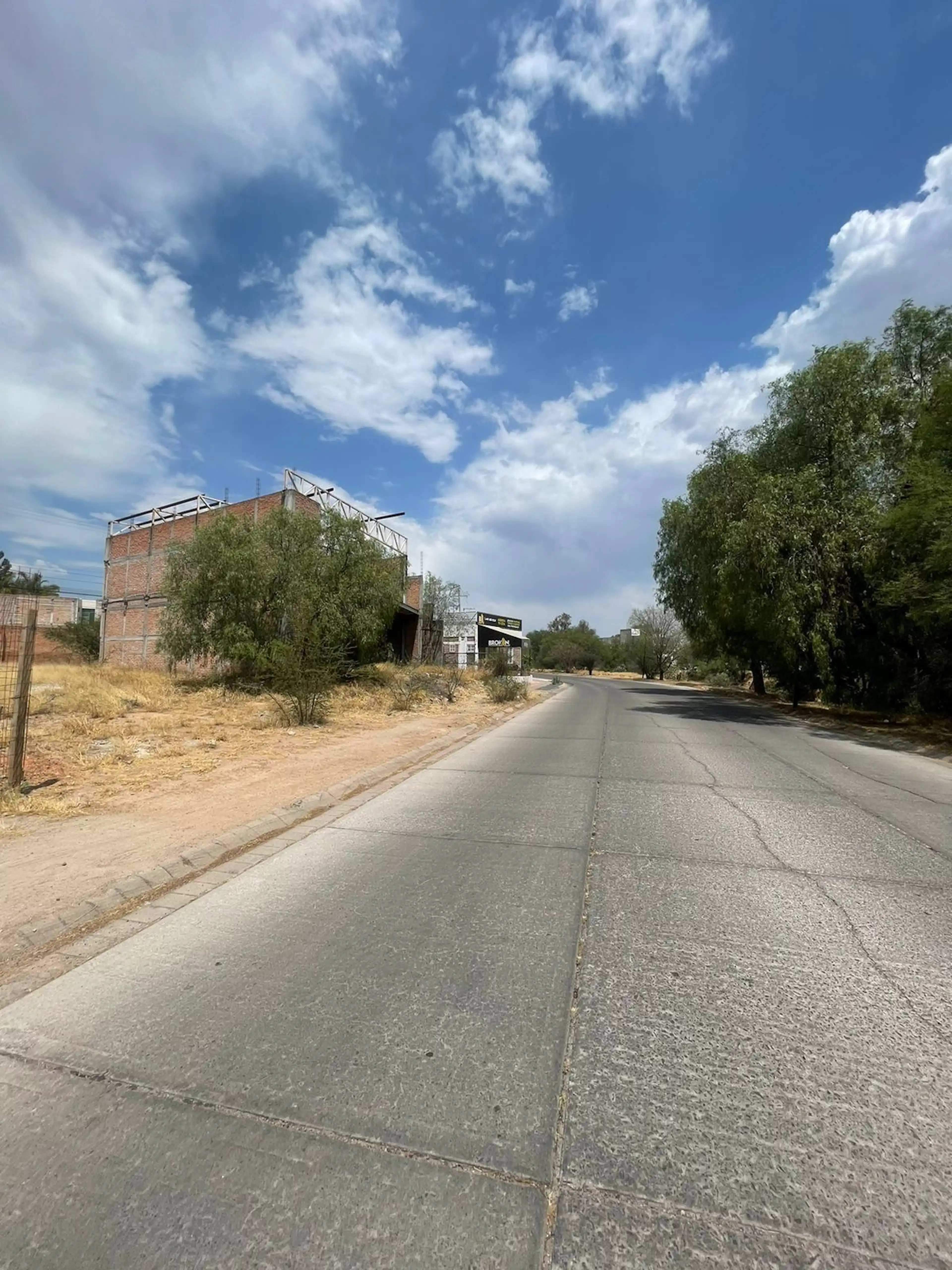 VENTA DE TERRENO EN MISION DEL CAMPANARIO (NTE AGS)