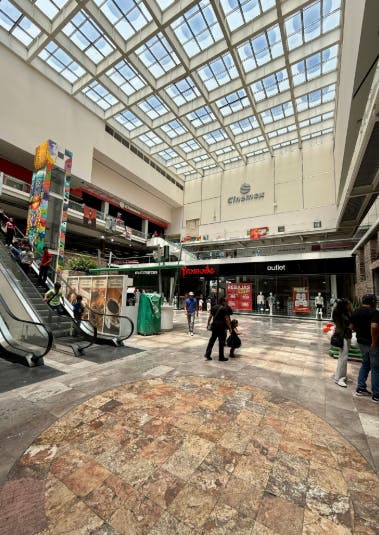 Local Comercial Spot2