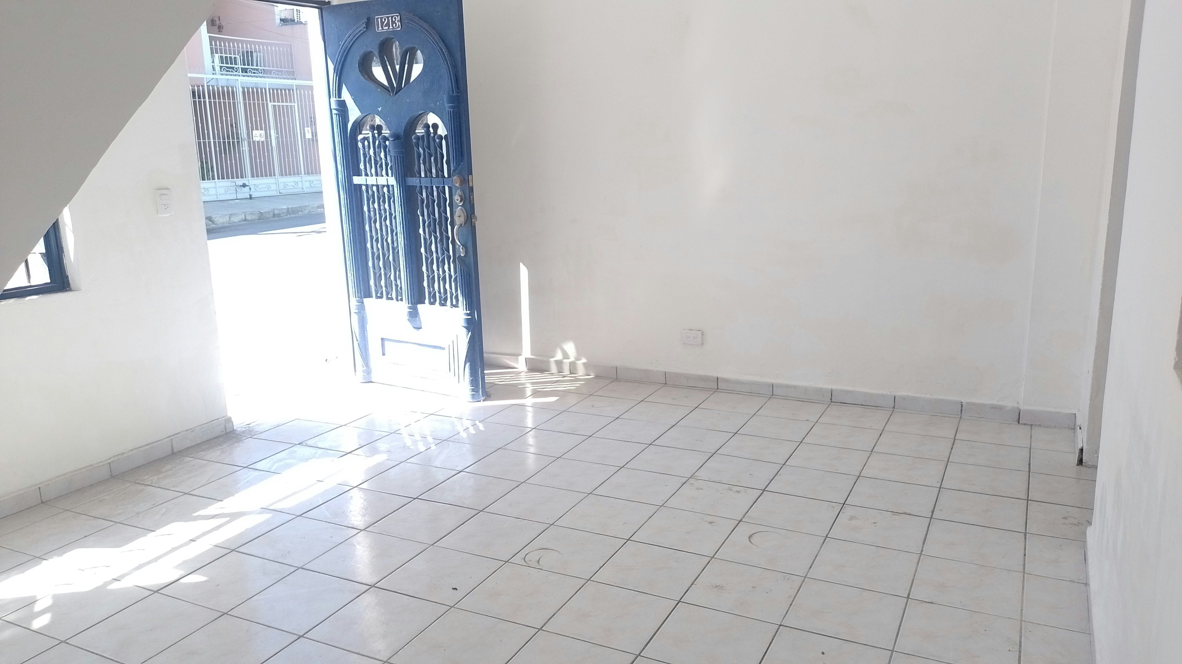 Spot image 0