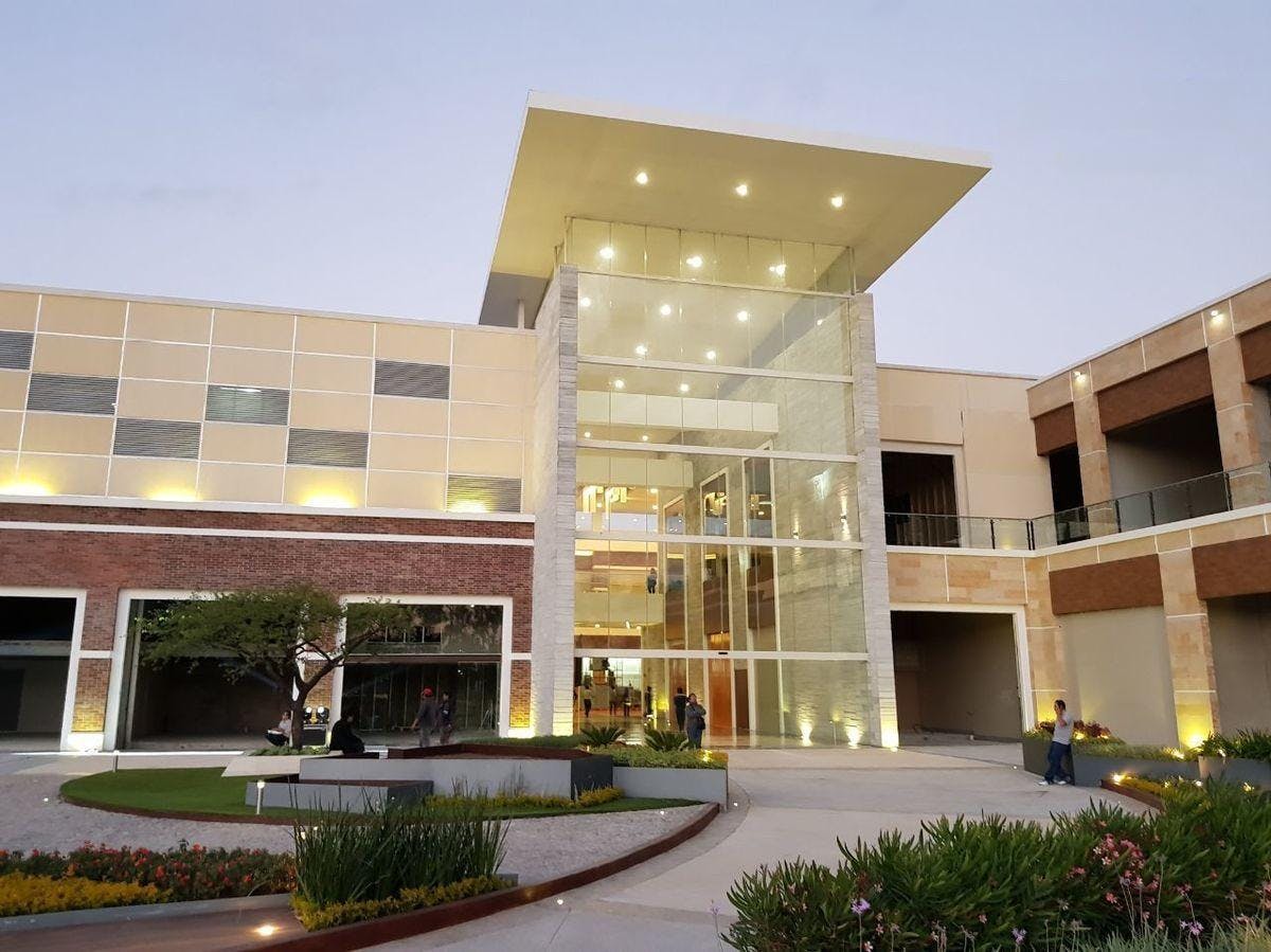 Local Comercial Spot2