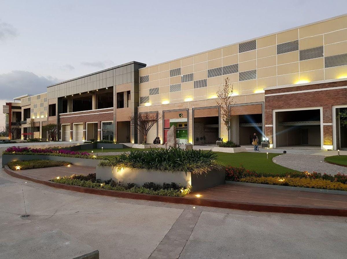 Local Comercial Spot2