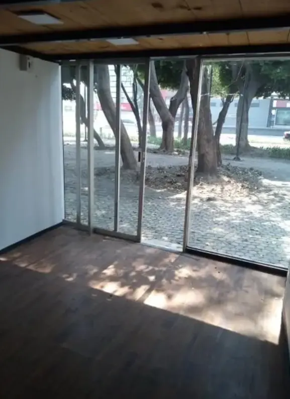 Local Comercial Spot2