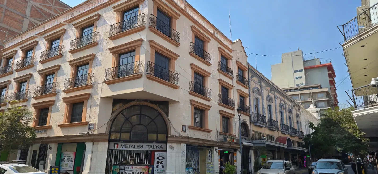 Local Comercial Spot2