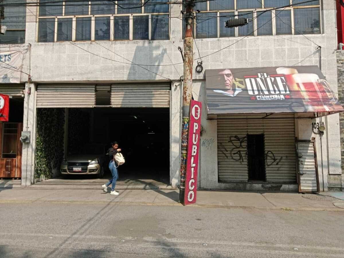 Local Comercial Spot2