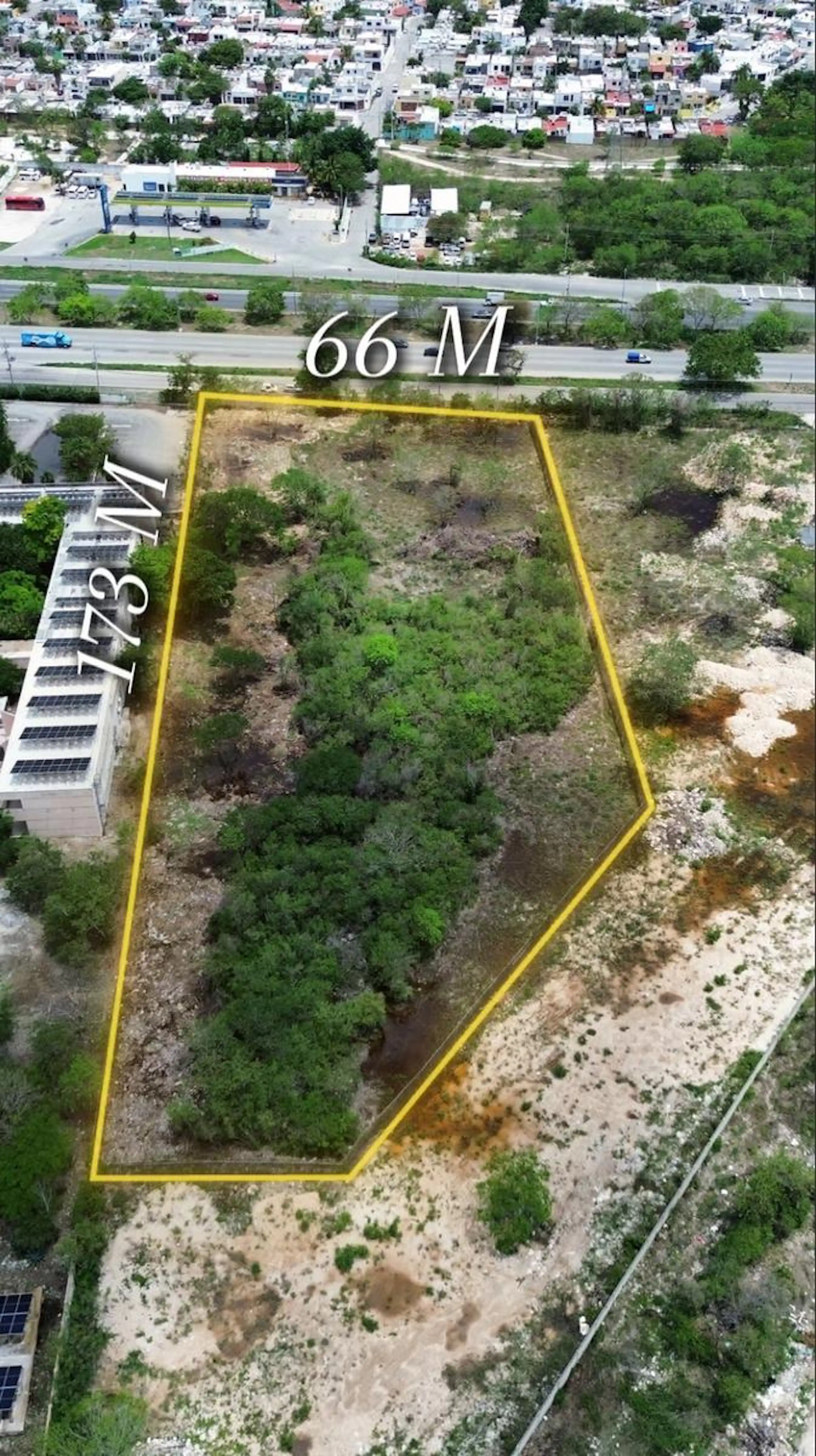 Terreno en venta sobre  periférico norte 66m de frente!