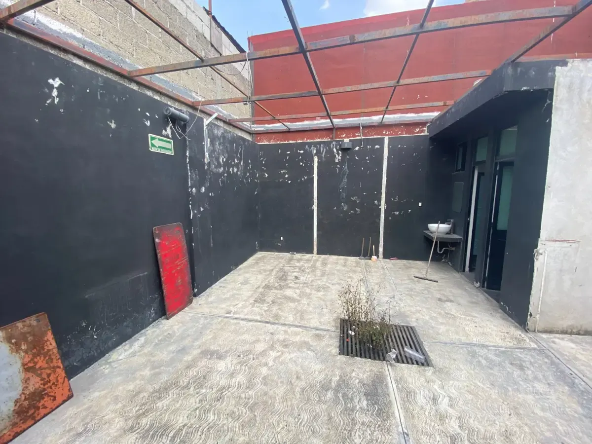 Local Comercial Spot2