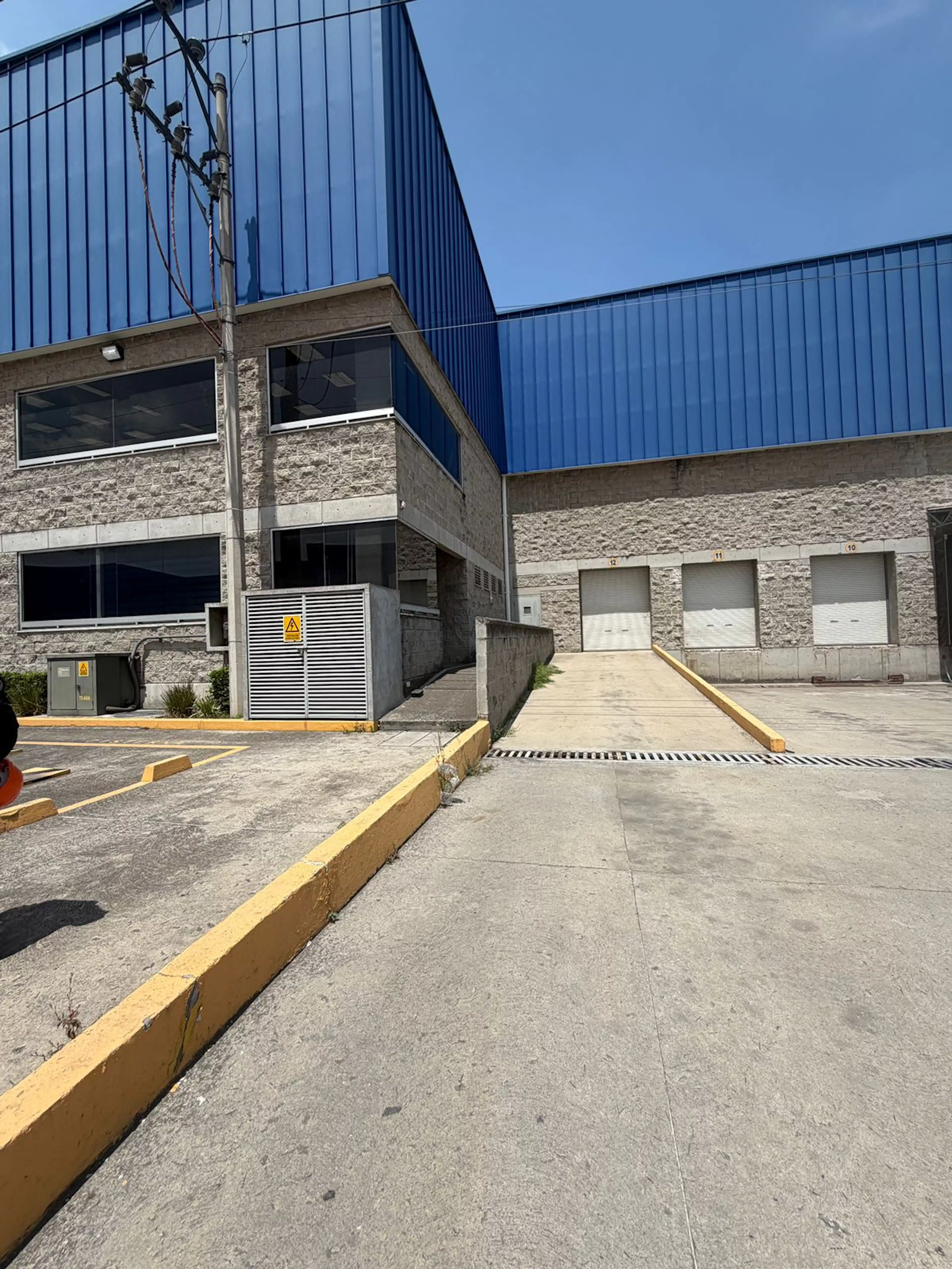 La Bomba Industrial Park
