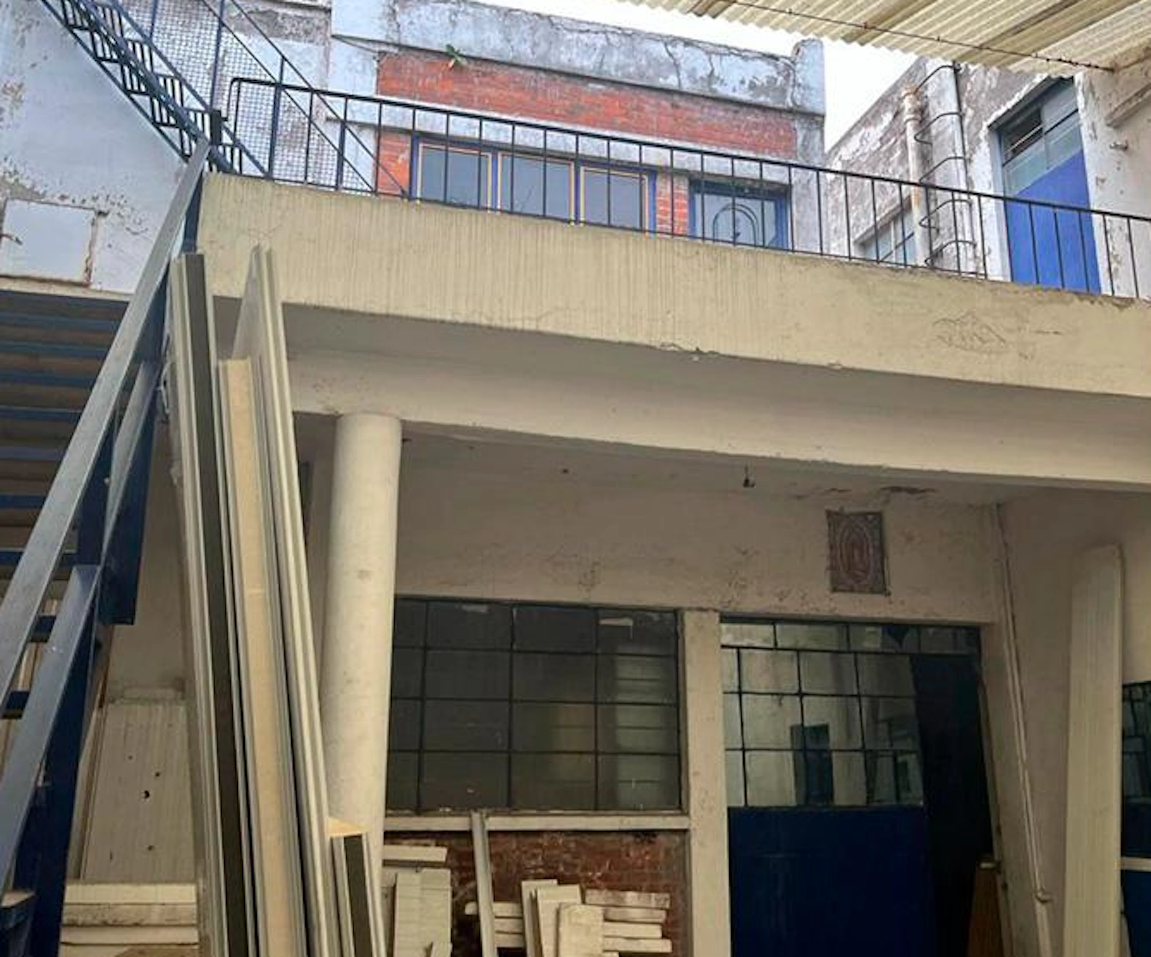 Local Comercial Spot2