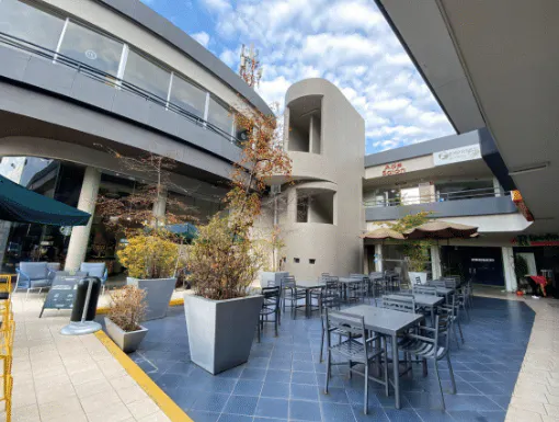 Local Comercial Spot2