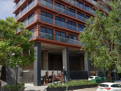 Local Comercial Spot2