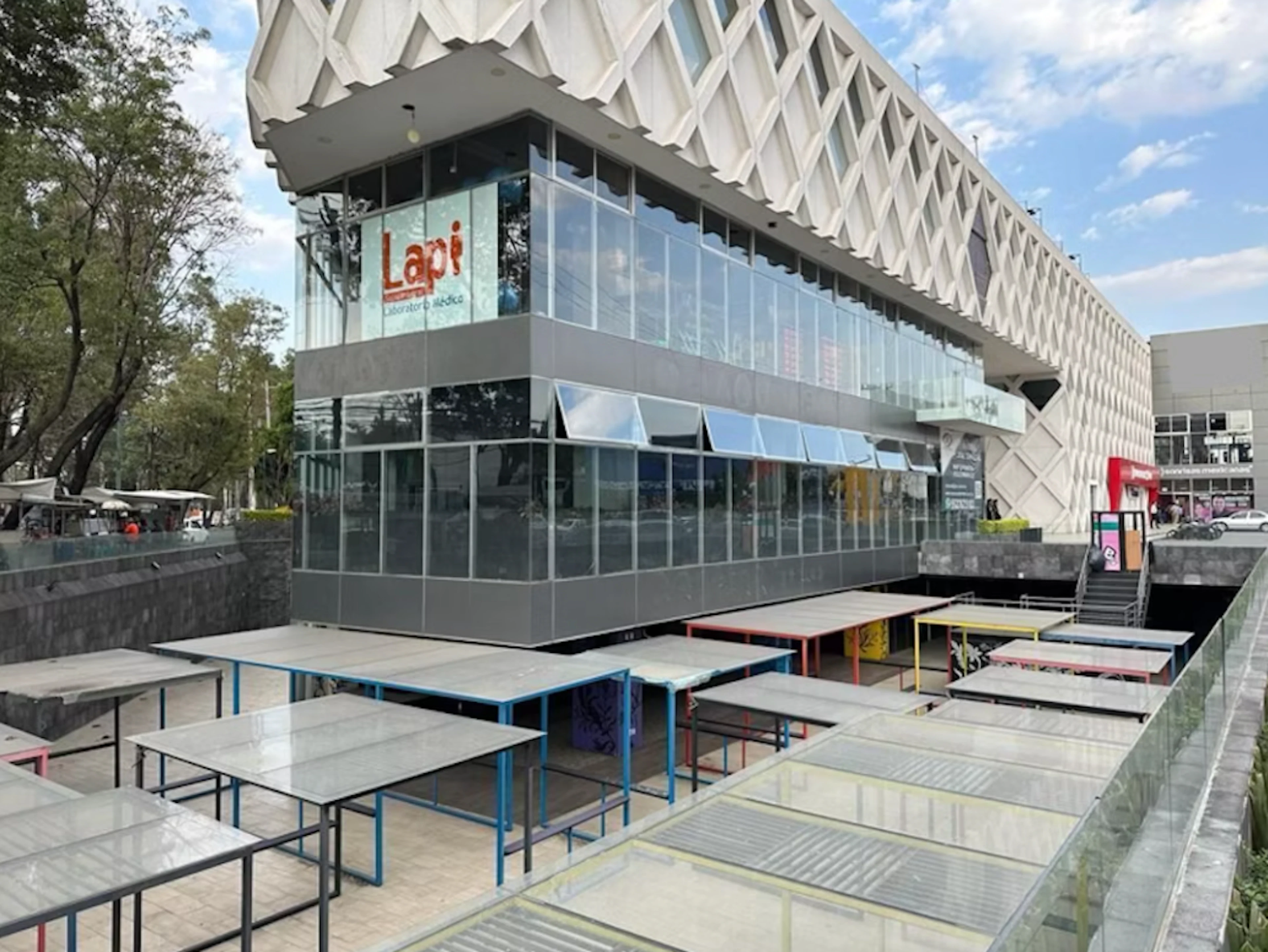 Local Comercial Spot2