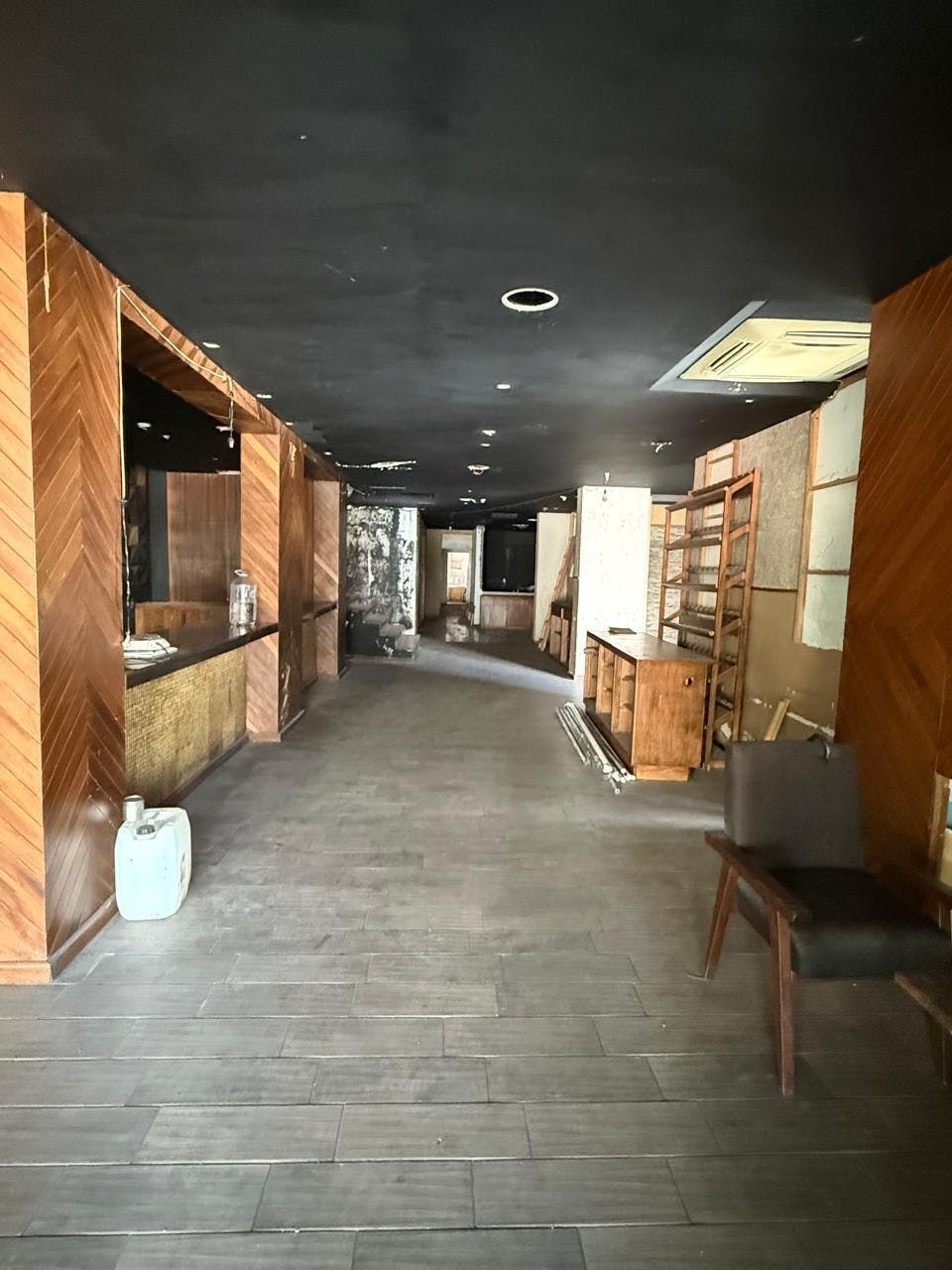 Local Comercial Spot2