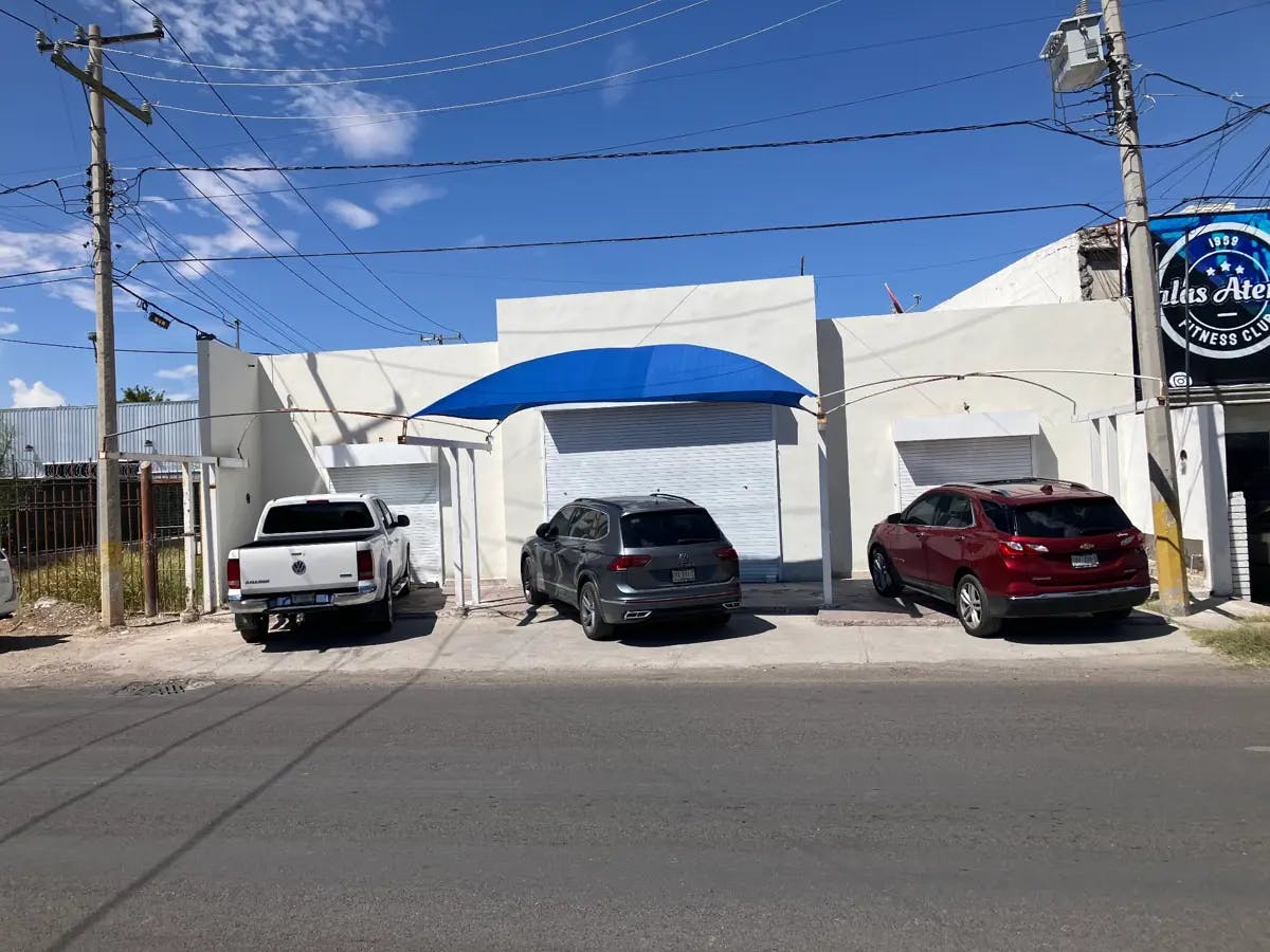 Local Comercial Spot2