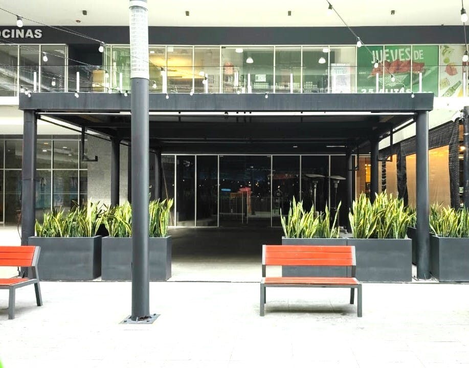 Local Comercial Spot2