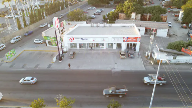 Local Comercial Spot2