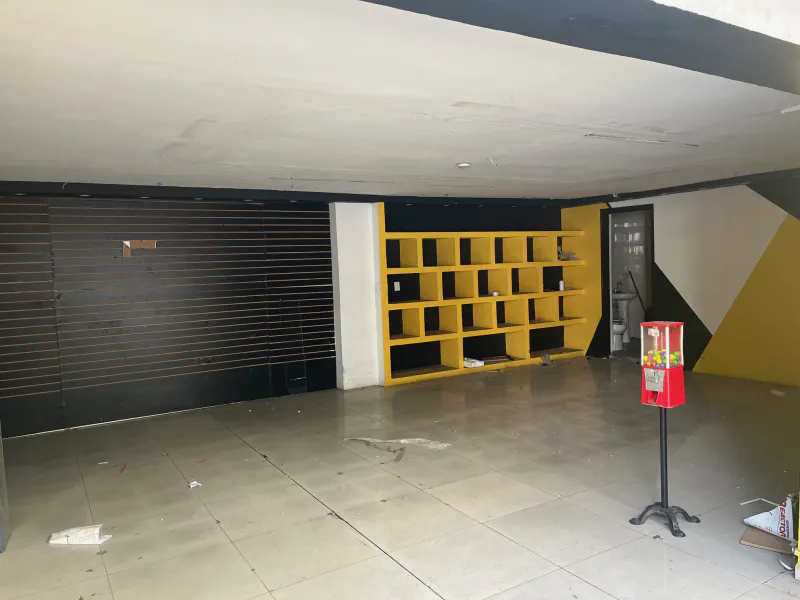 Local Comercial Spot2