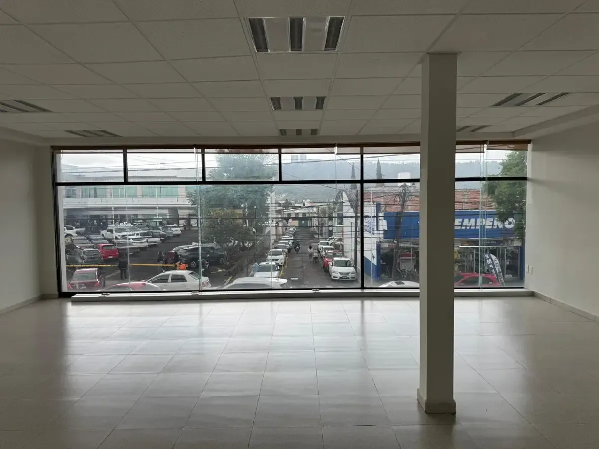 Local Comercial Spot2