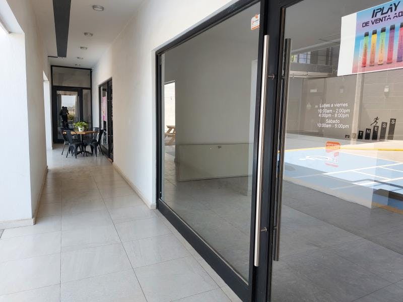 Local Comercial Spot2