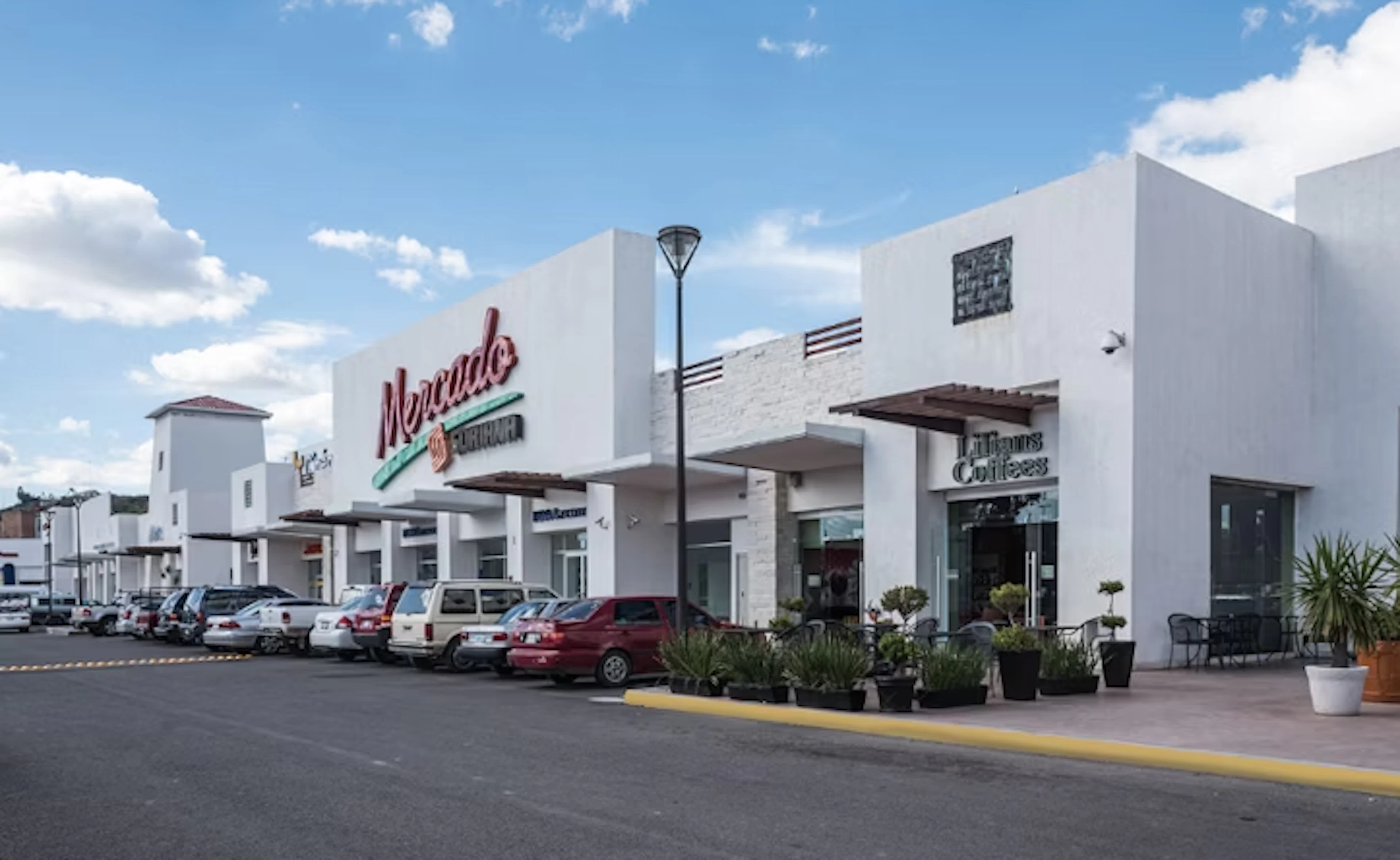 Local Comercial Spot2